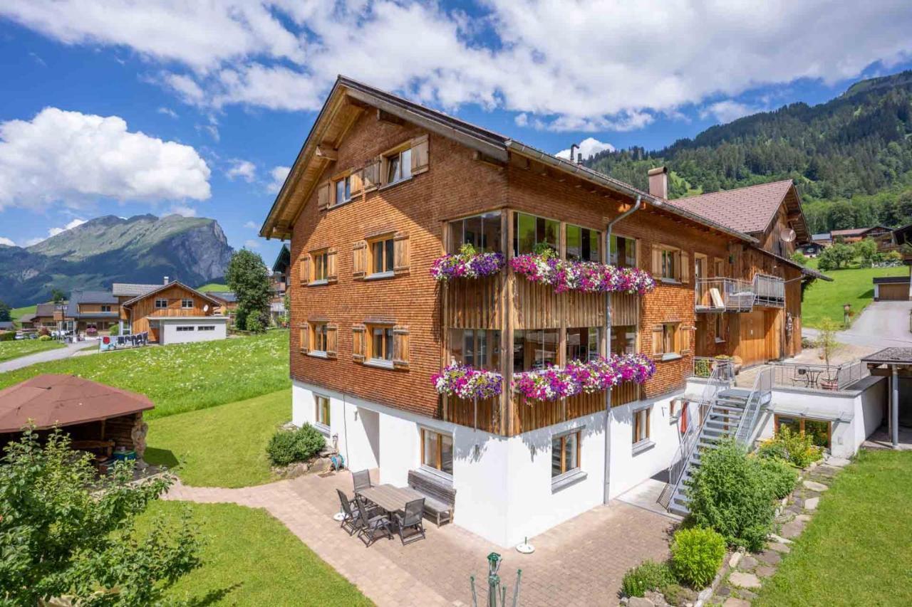 Forsthaus Schoppernau Hotel ภายนอก รูปภาพ